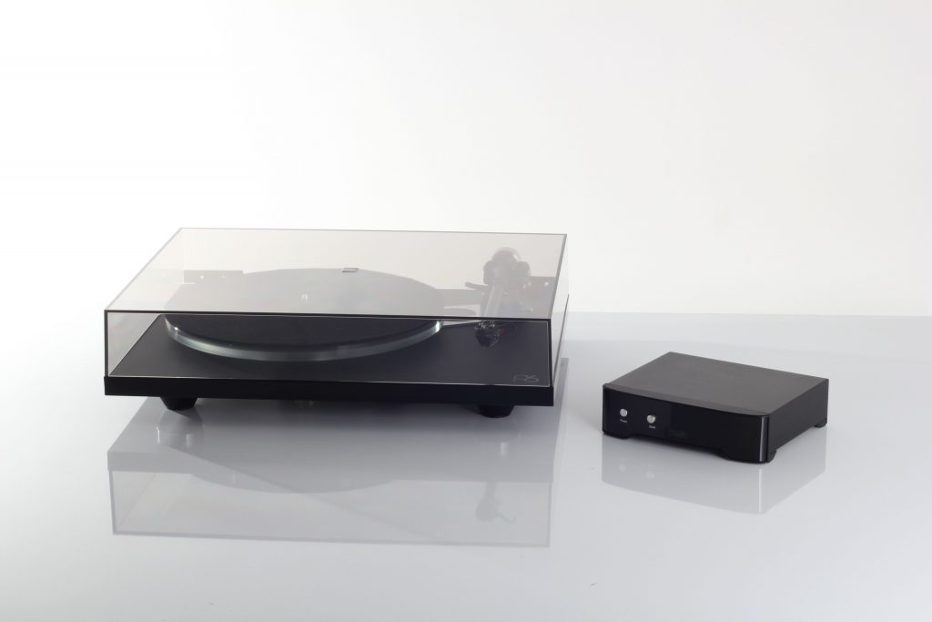 Rega Planar 6 Turntable