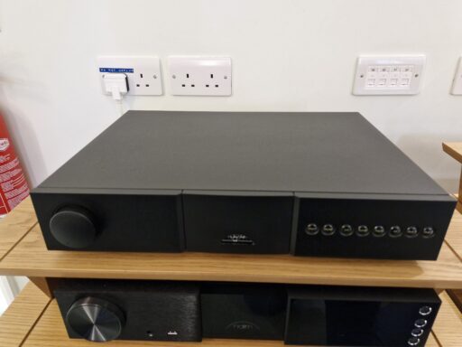 Naim NAC202