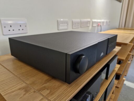 Naim NAC202