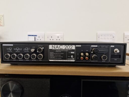 Naim NAC202