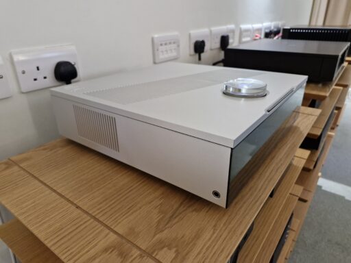 Linn Selekt Edition Hub Network Music Player