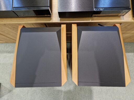 Kudos T-606 Loudspeakers in Tineo