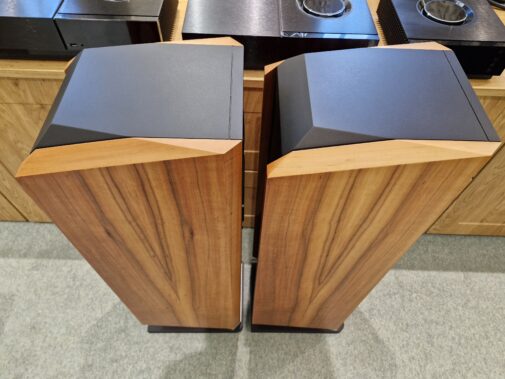 Kudos T-606 Loudspeakers in Tineo